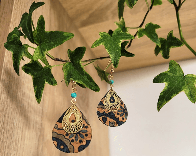 Boucles d'oreilles en liège et turquoise ༄