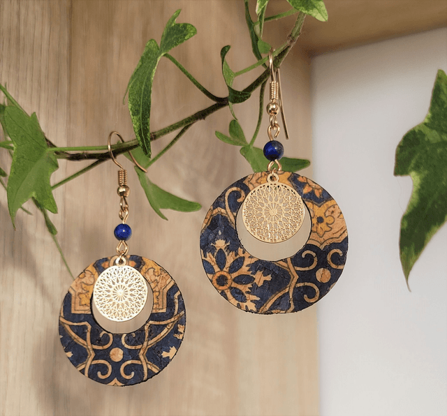 Boucles d'oreilles en liège et lapis lazuli ༄