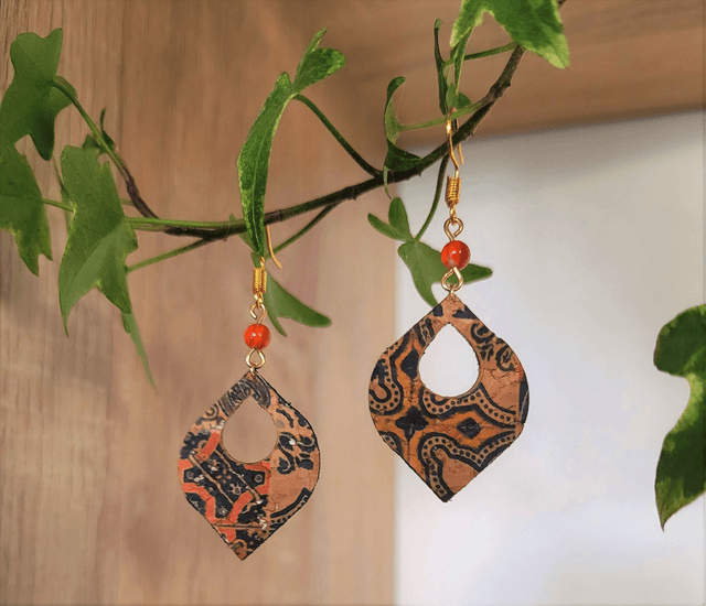 Boucles d'oreilles en liège et cornaline ༄